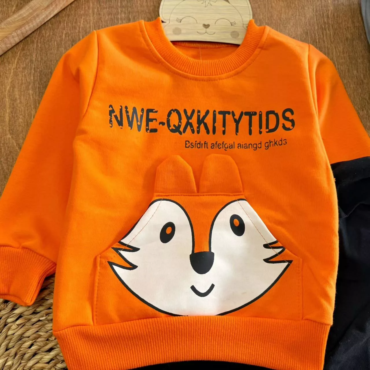 بلوز شلوار روباه جیب گوش دار ns سایز ۳۵ تا ۴۵ کد ۵۵۴۶