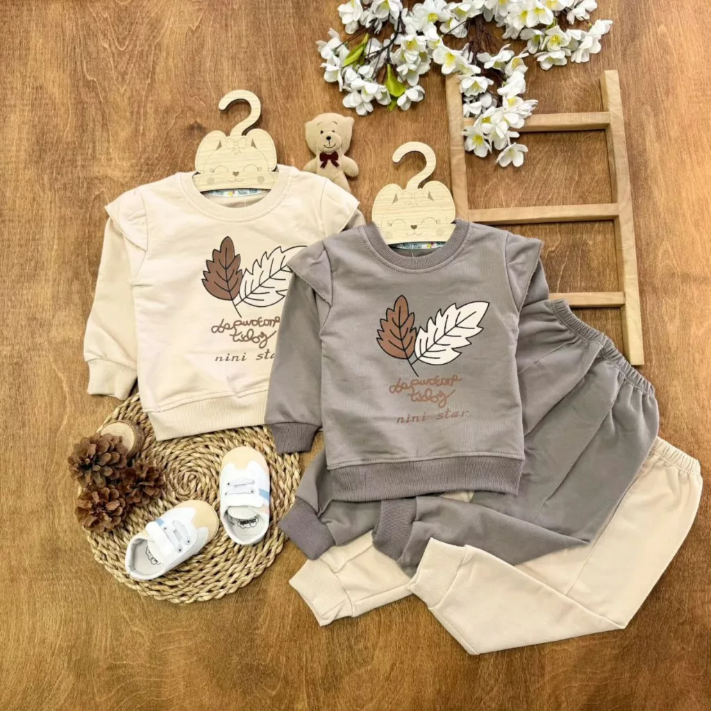 بلوز شلوار طرح برگ NS سایز ۳۵ تا ۴۵ کد ۵۵۵۱