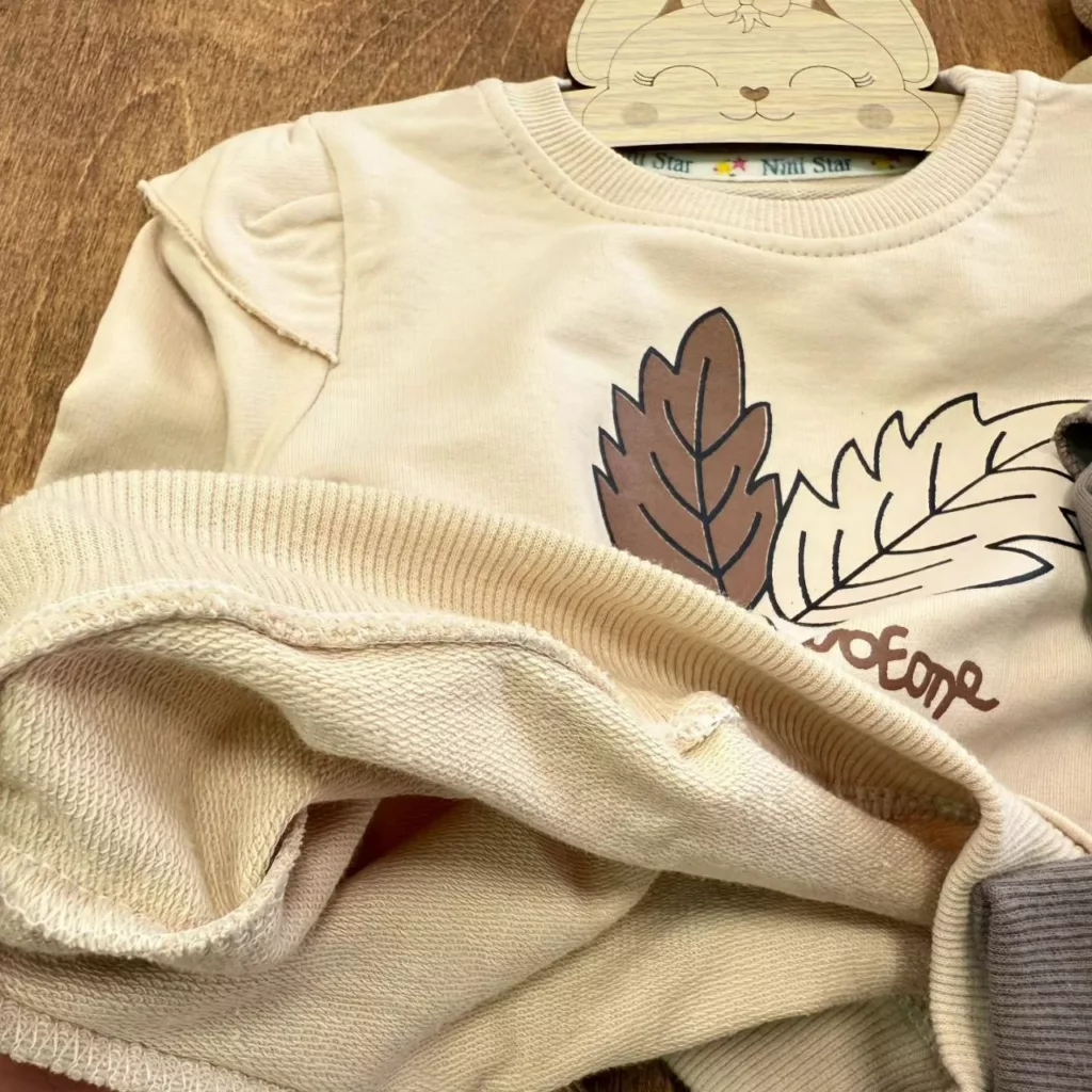 بلوز شلوار طرح برگ NS سایز ۳۵ تا ۴۵ کد ۵۵۵۱