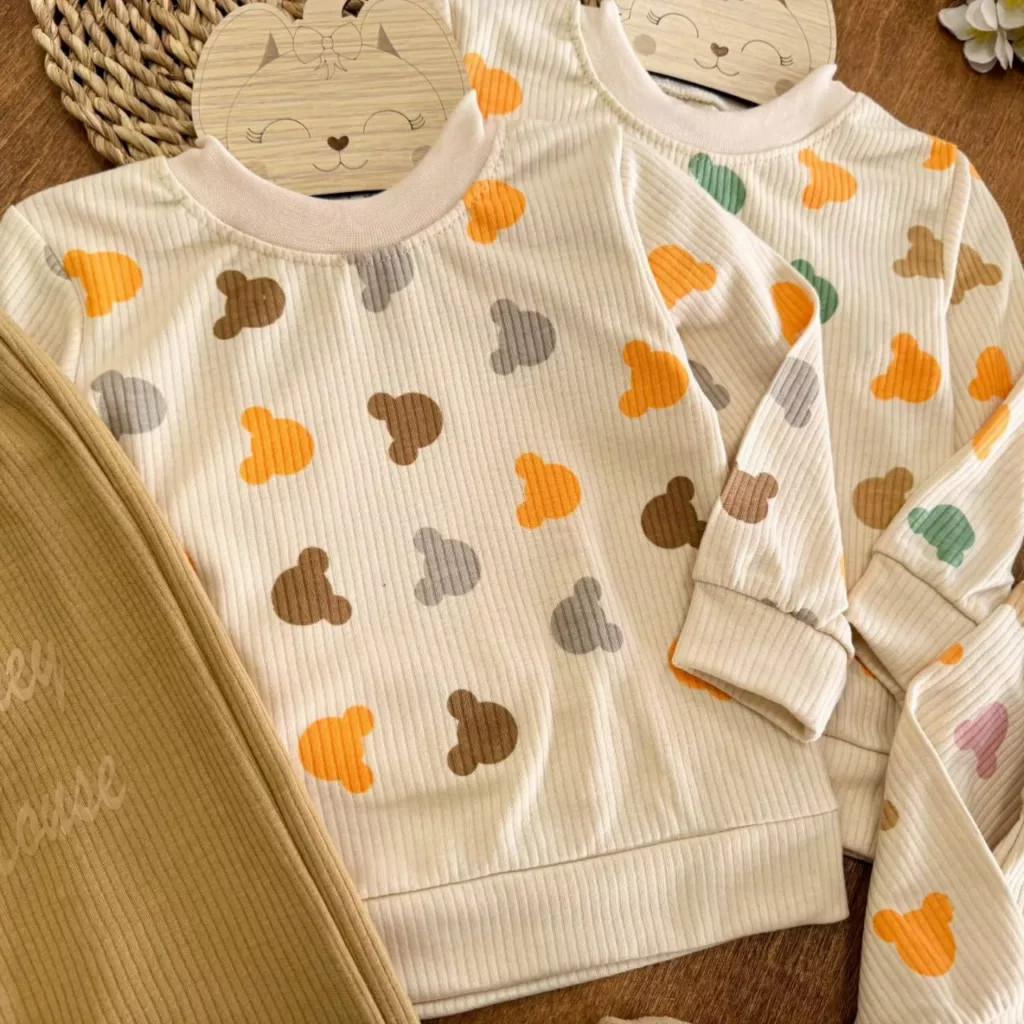 بلوز شلوار کبریتی میکی موس کد ۵۵۵۶