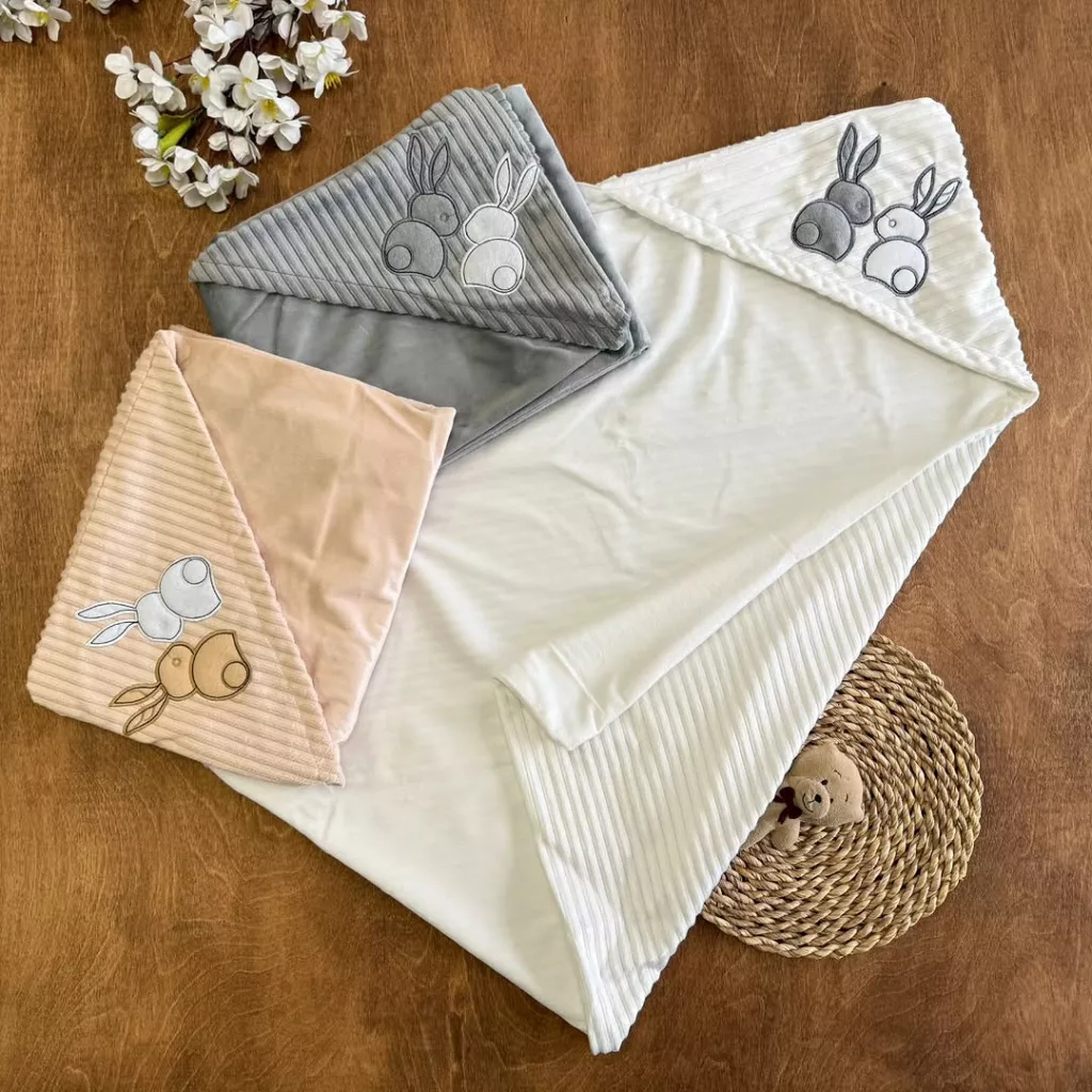 پتو دورپیچ مخمل راه راه دو خرگوش کد 5630