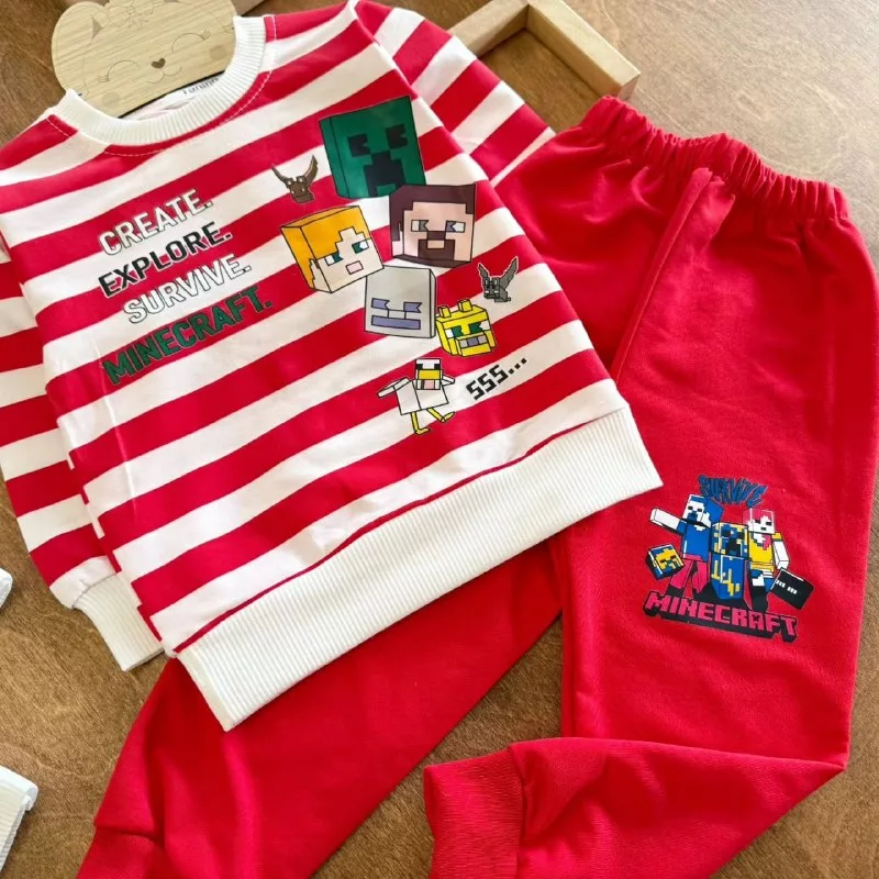 بلوز شلوار راه راه ماینکرفت سایز ۳۵،۴۰ کد ۵۵۷۲