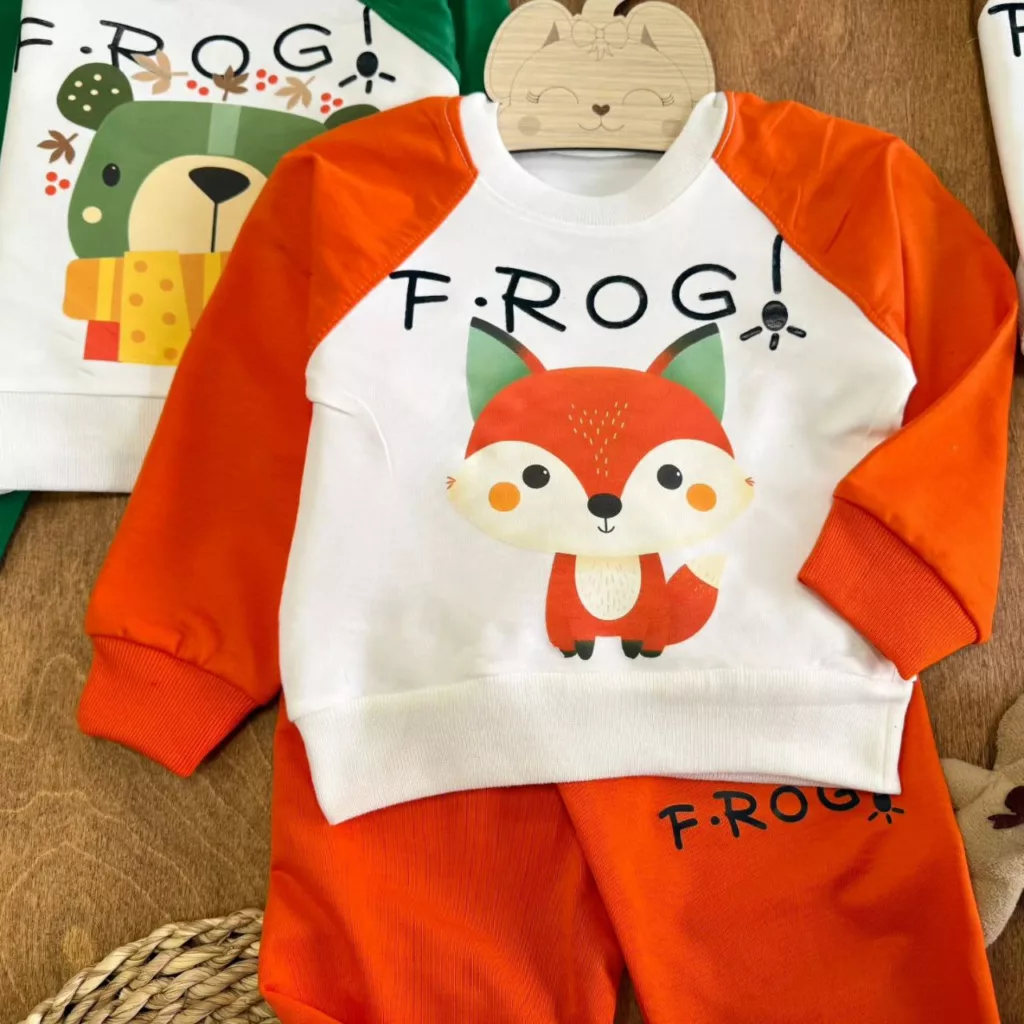 بلوز شلوار طرح F.ROG سایز ۳۵،۴۰ کد ۵۵۷۸