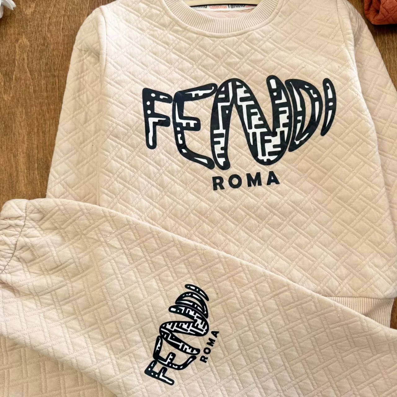 بلوز شلوار ژاکارد Fendi سایز ۴۰،۴۵ کد ۵۵۷۹