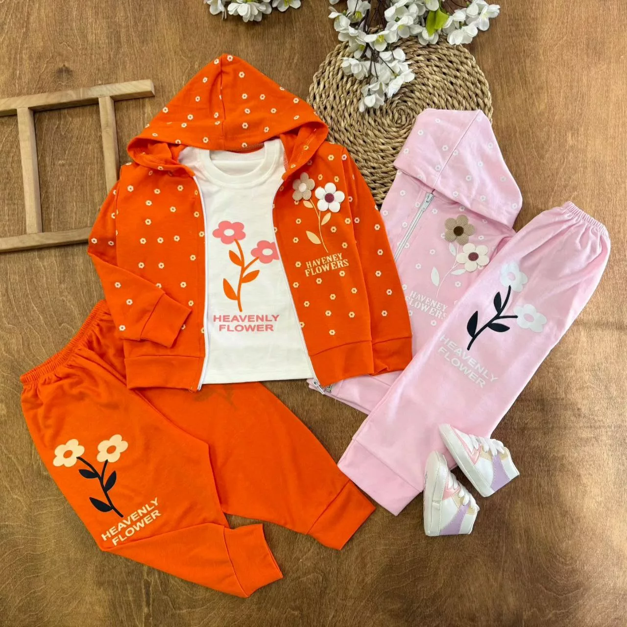 ست ۳ تکه سویشرت شلوار شکوفه سایز ۴۰،۴۵ کد ۵۶۰۵