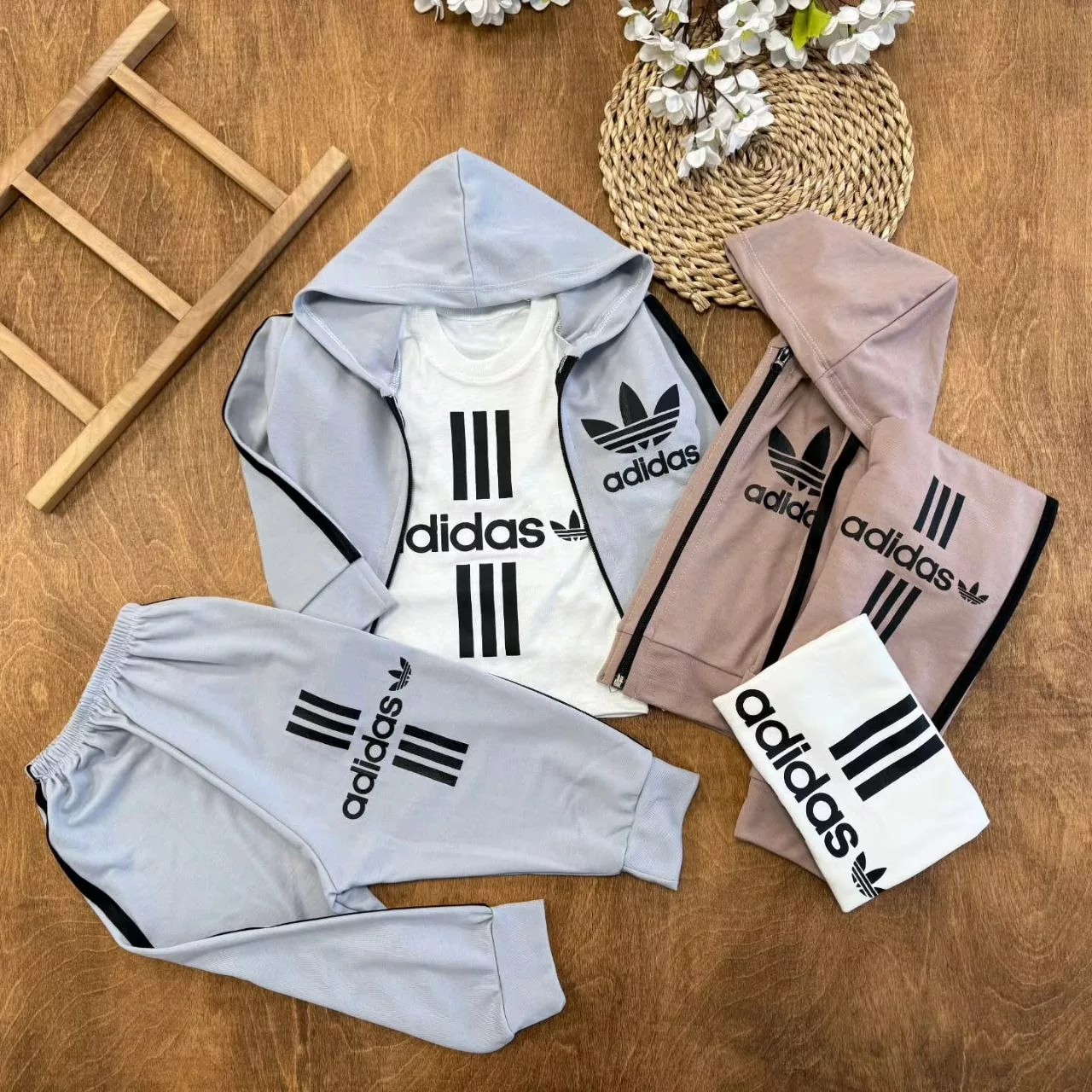 ست ۳ تکه سویشرت شلوار آدیداس سایز ۴۰،۴۵ کد ۵۶۰۶