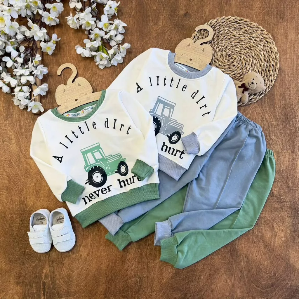 بلوز شلوار تراکتور never hurt سایز ۳۵ تا ۴۵ کد ۵۶۳۴