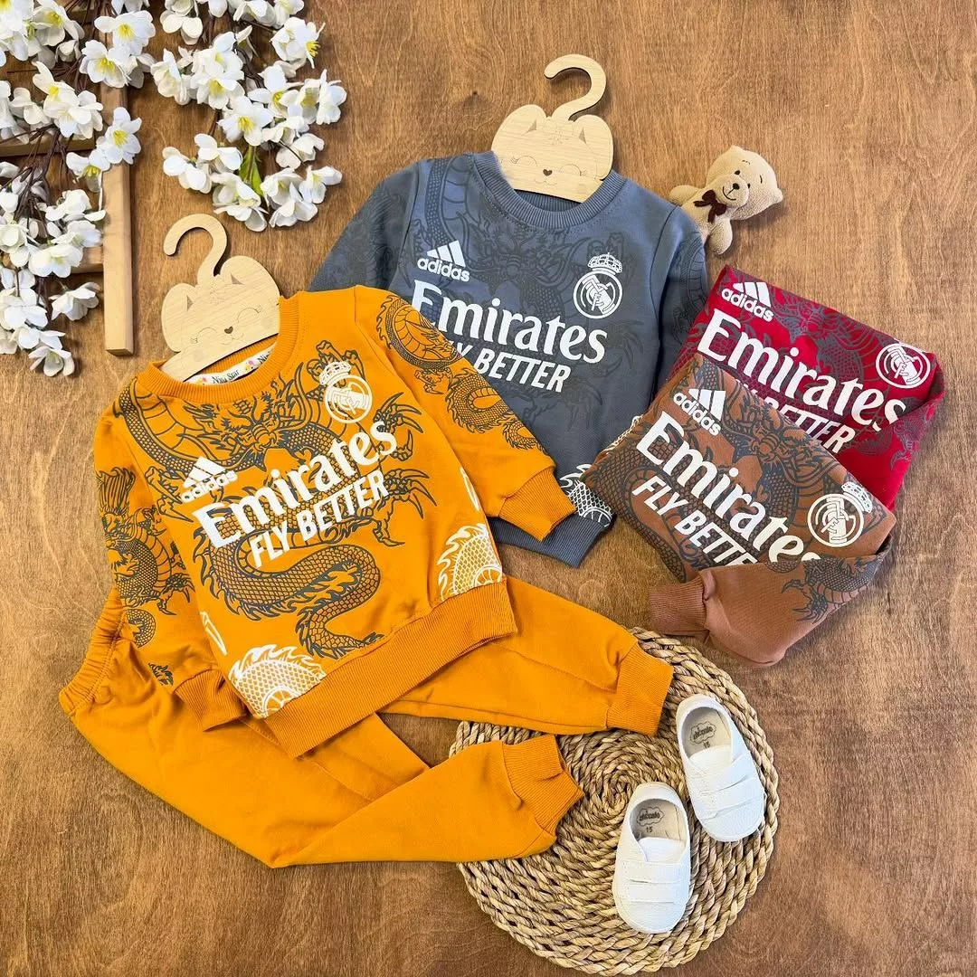 ⁨بلوز شلوار رئال Emirates سایز ۳۵ تا ۴۵ کد ۵۶۴۴