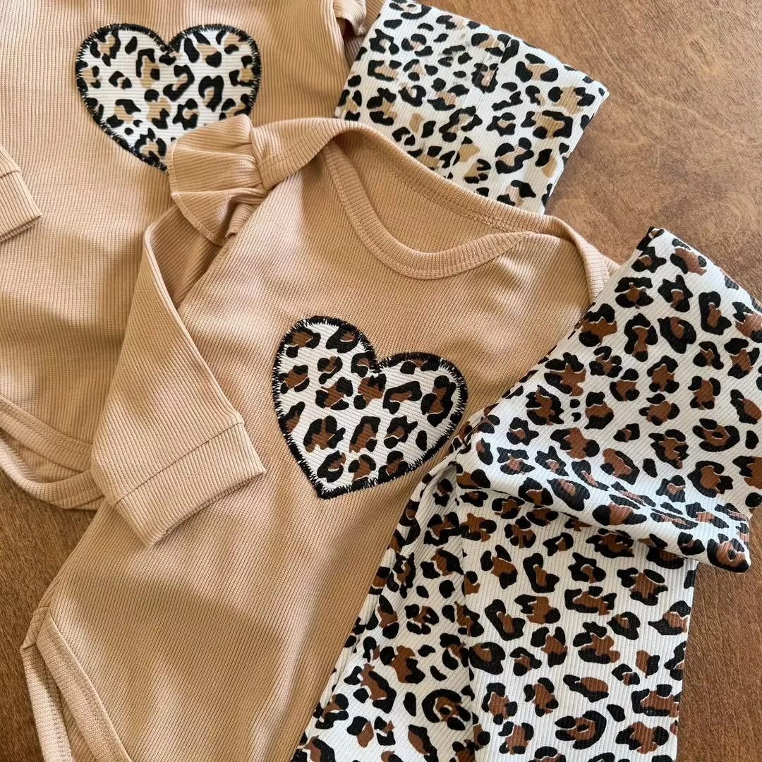 بادی شلوار پلنگی قلبی NS سایز ۱ تا ۳ کد ۵۶۷۲