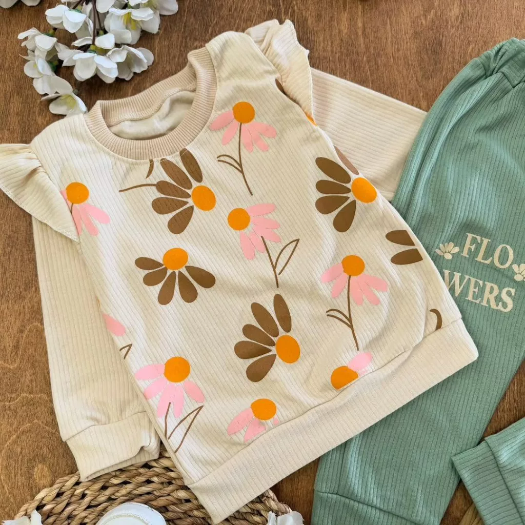 بلوز شلوار کبریتی طرح گل جدید سایز ۳۵،۴۰ کد ۵۶۸۶