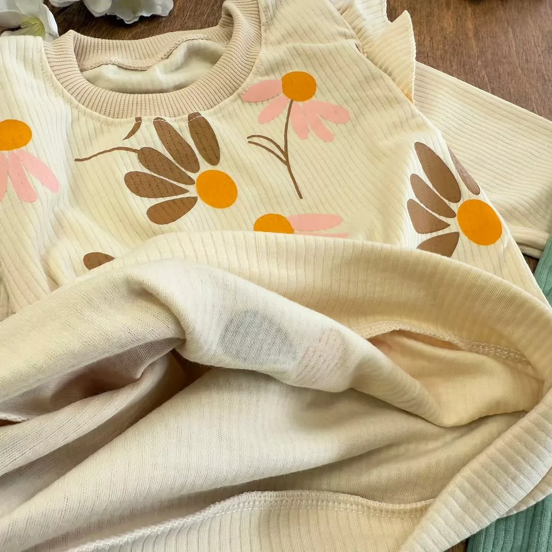 بلوز شلوار کبریتی طرح گل جدید سایز ۳۵،۴۰ کد ۵۶۸۶