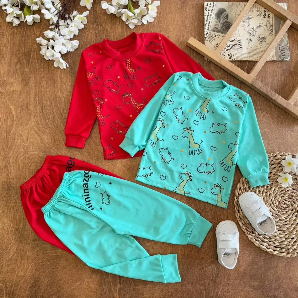 بلوز شلوار تمام چاپ زرافه و اسب آبی سایز ۴ تا ۶ کد ۵۶۸۰