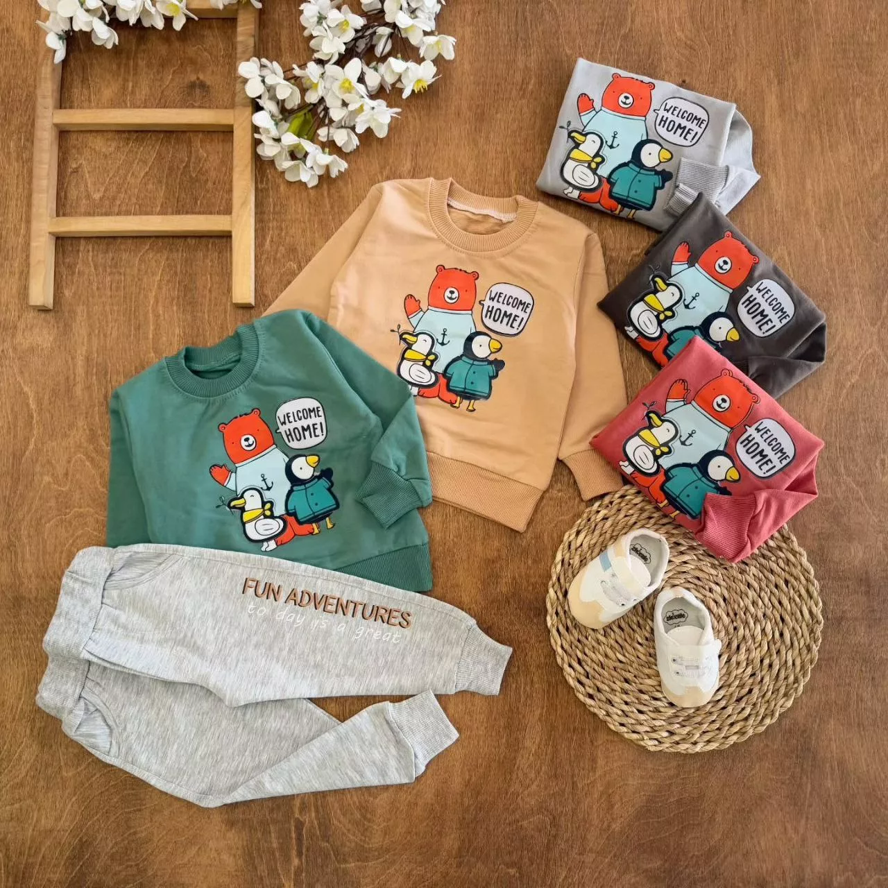 بلوز شلوار خرس پنگوئن اردک M سایز ۳۵،۴۰ کد ۵۶۹۹