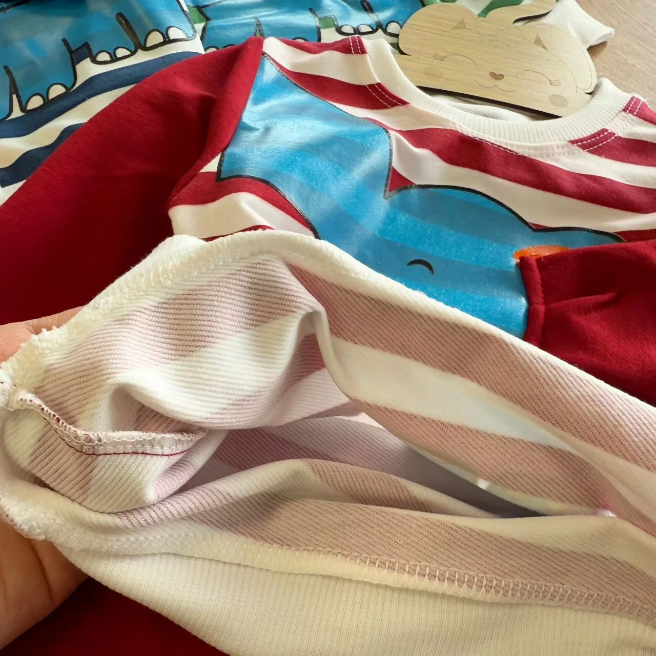 بلوز شلوار راه راه فیل گوش دار سایز ۳۵ تا ۴۵ کد ۵۷۰۳