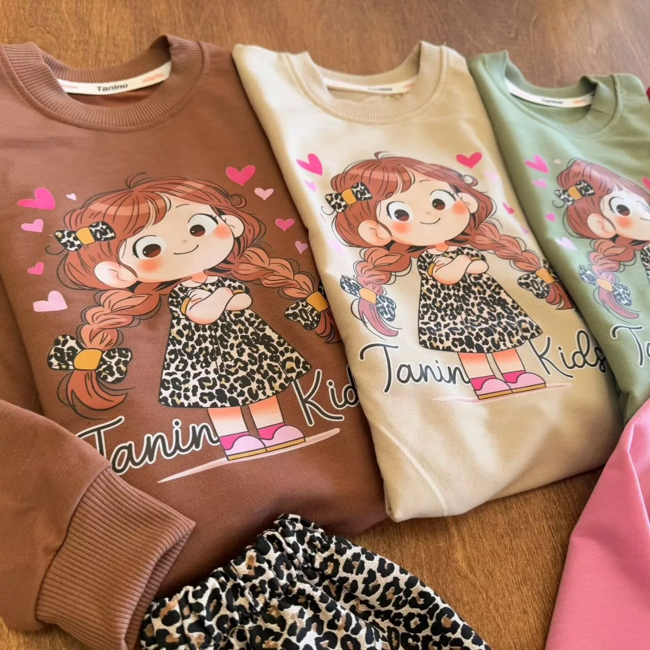 بلوز شلوار پلنگی دختر کوچولو سایز ۴۵ تا ۵۵ کد ۵۷۲۰