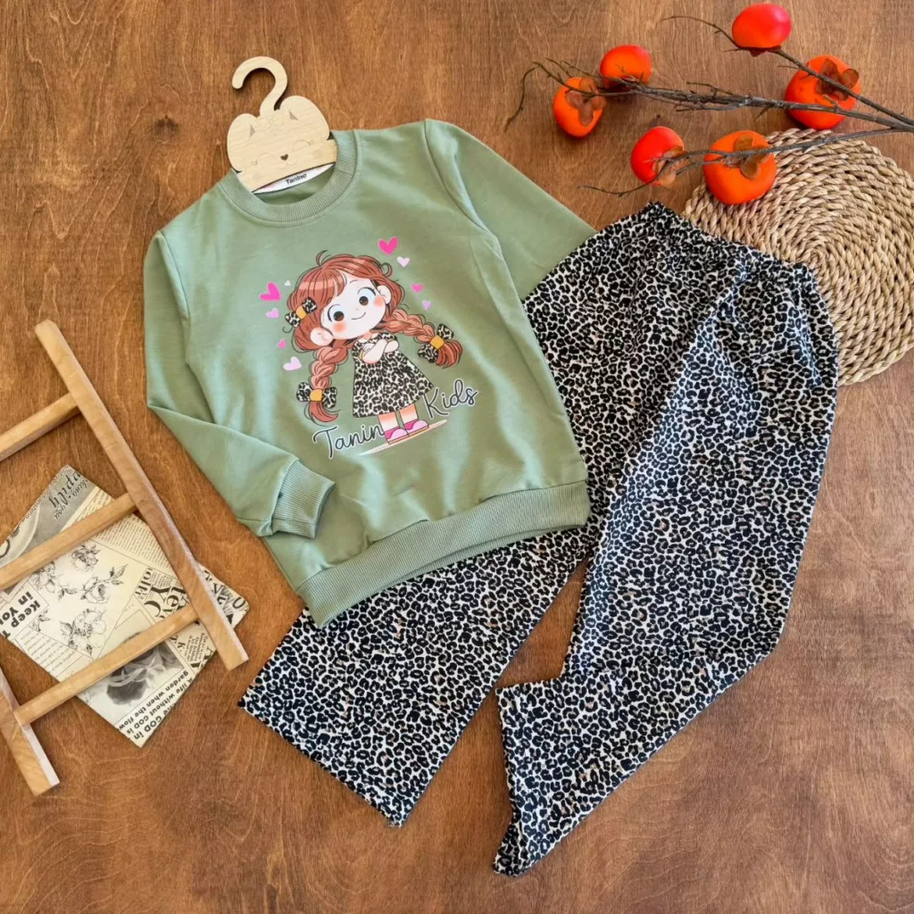 بلوز شلوار پلنگی دختر کوچولو سایز ۴۵ تا ۵۵ کد ۵۷۲۰