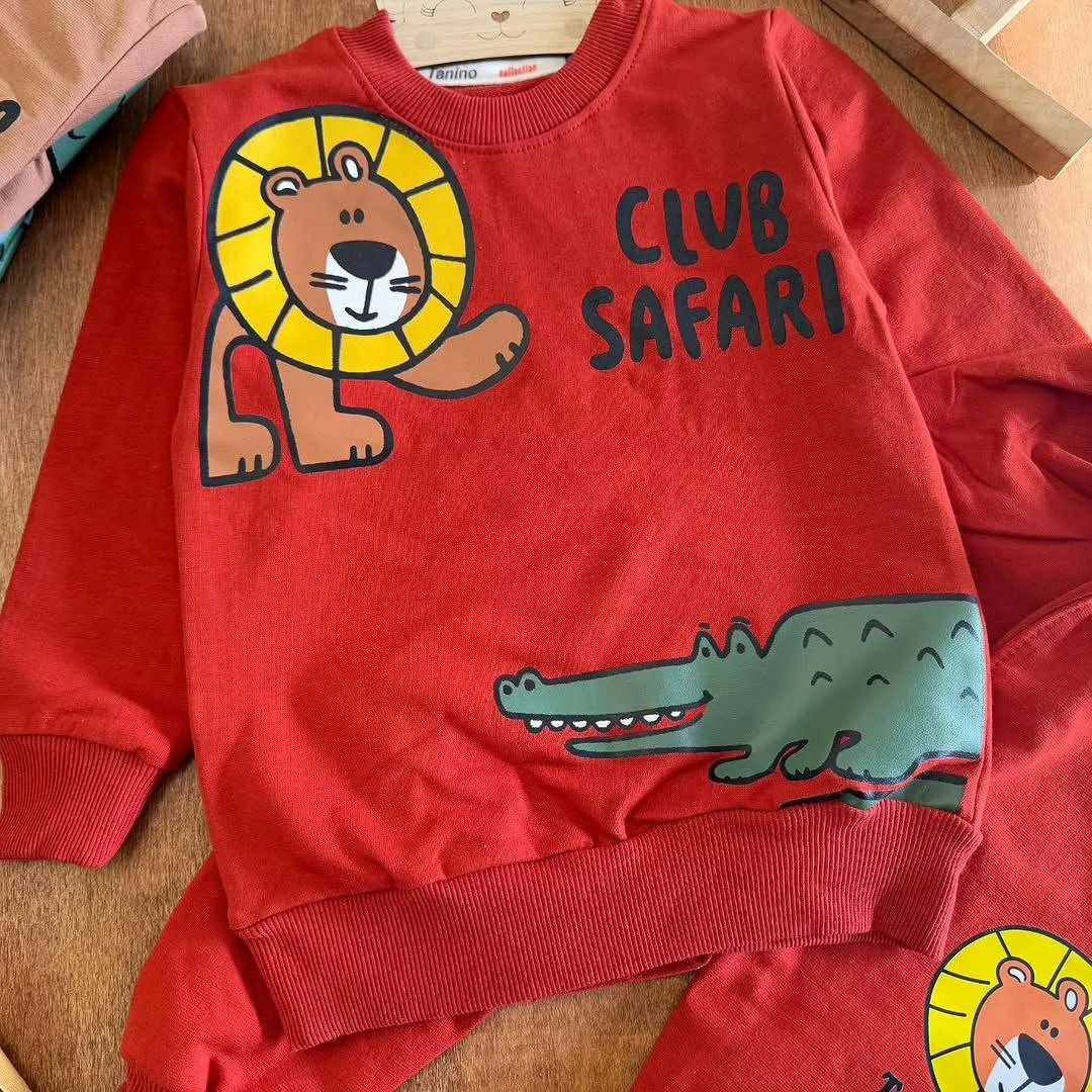 بلوز شلوار شیر و تمساح club safari سایز ۴۰ تا ۵۰ کد ۵۷۲۴