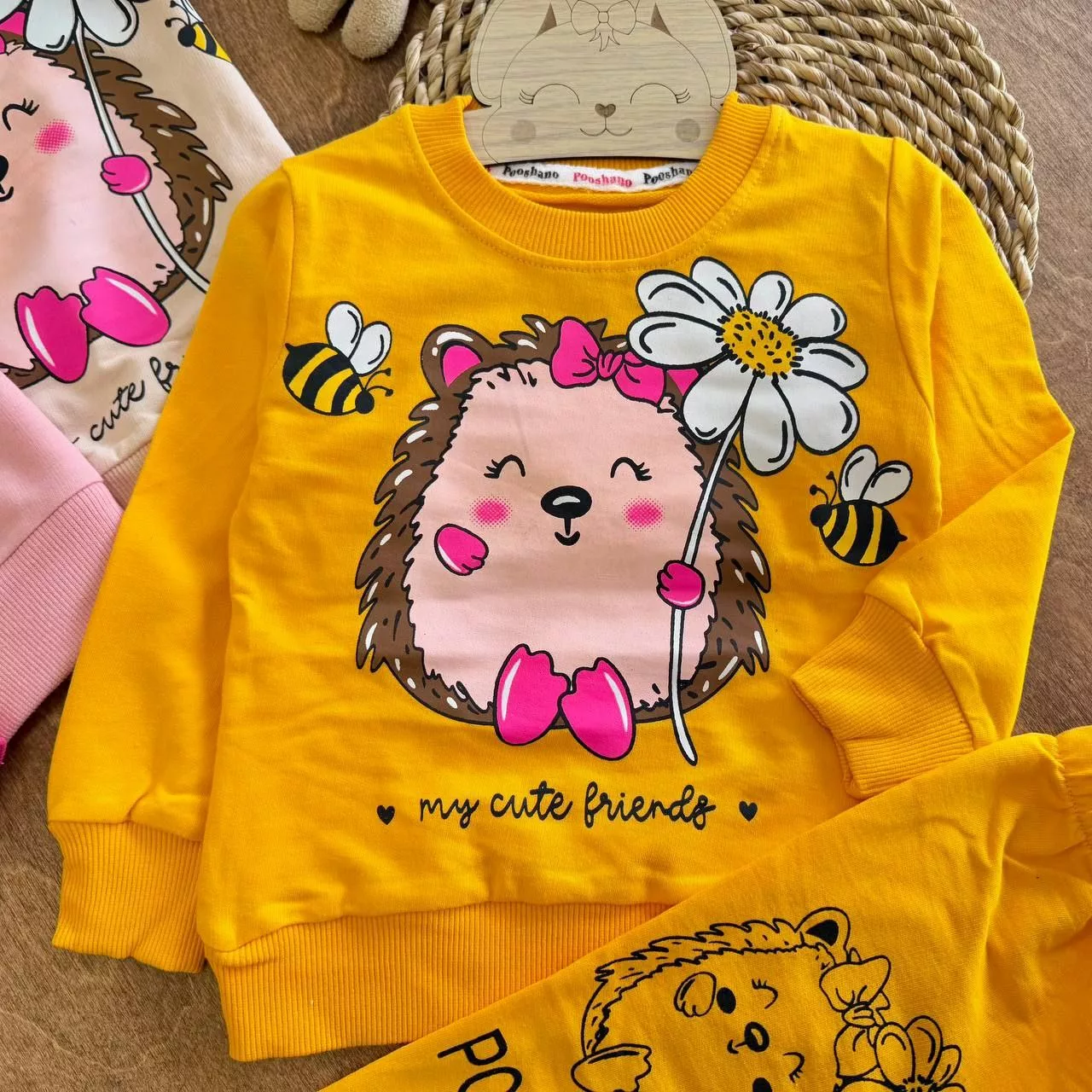 بلوز شلوار جوجه تیغی و گل سایز ۳۵ تا ۴۵ کد ۵۷۹۷