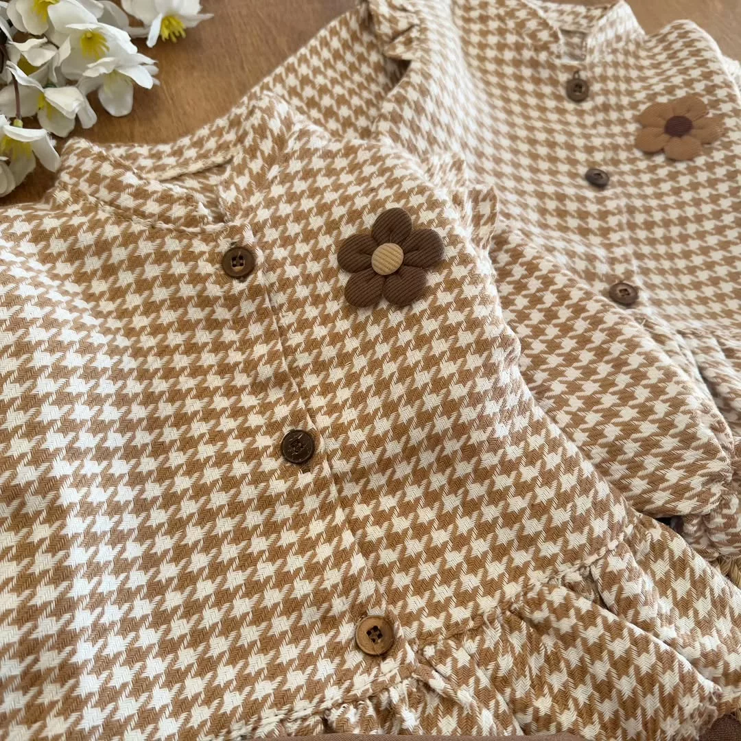 کت و شلوار دخترانه گل برجسته کد ۵۵۹۹