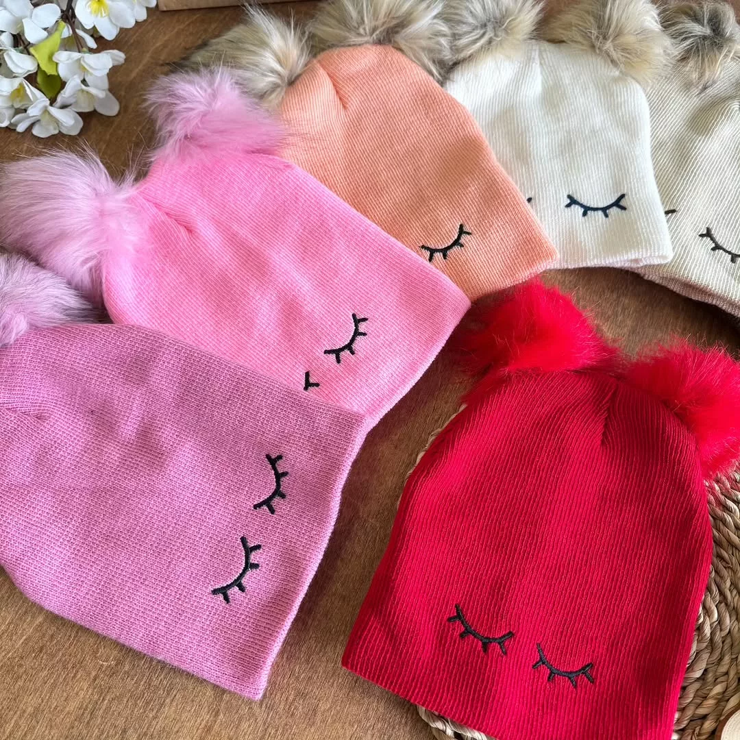 کلاه بافت چشم خوابیده دوپوم کد 5730