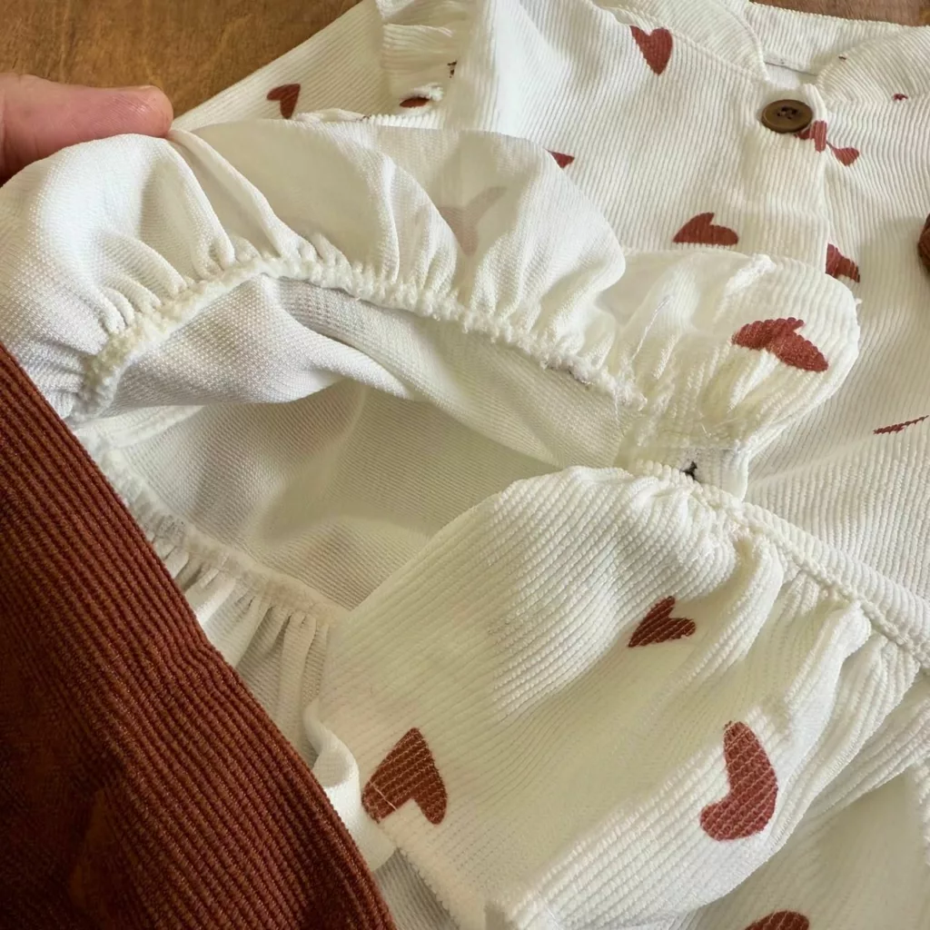 مانتو شلوار مخمل هددار قلبی سفید کد ۵۸۰۲