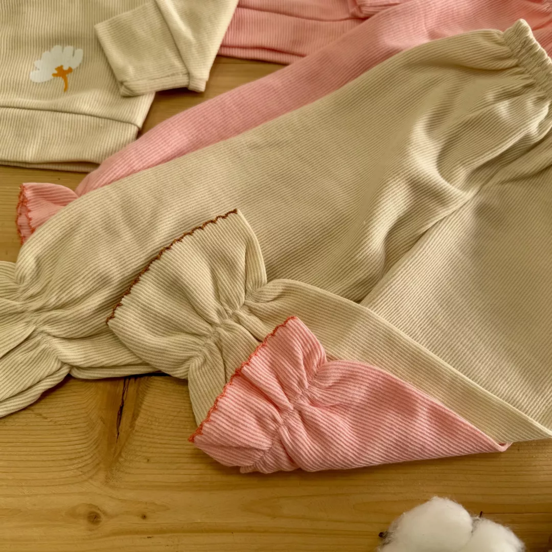 بلوز شلوار کبریتی چین دار گل سایز 35 تا 45 کد 5753