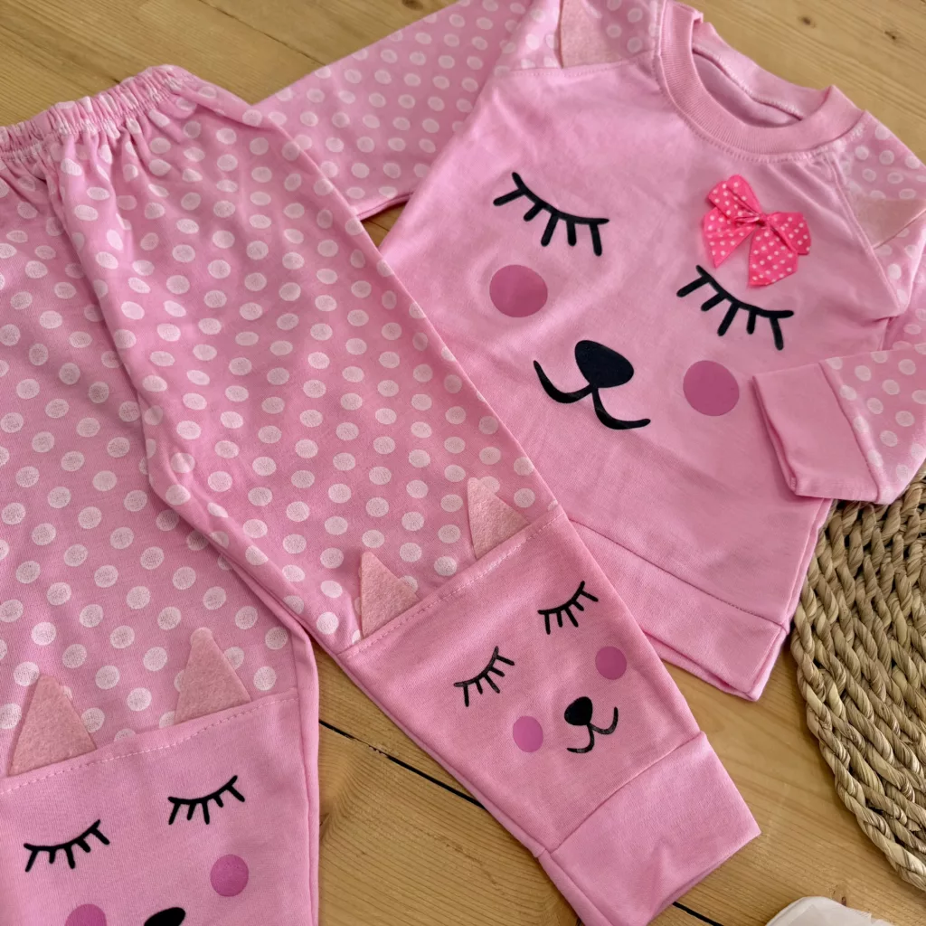 بلوز شلوار صورتی خالدار چشم بسته کد 5763