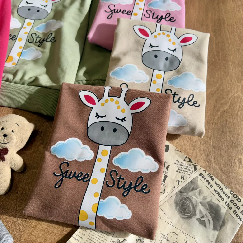 بلوز شلوار زرافه و ابر سایز 35 تا 45 کد 5752