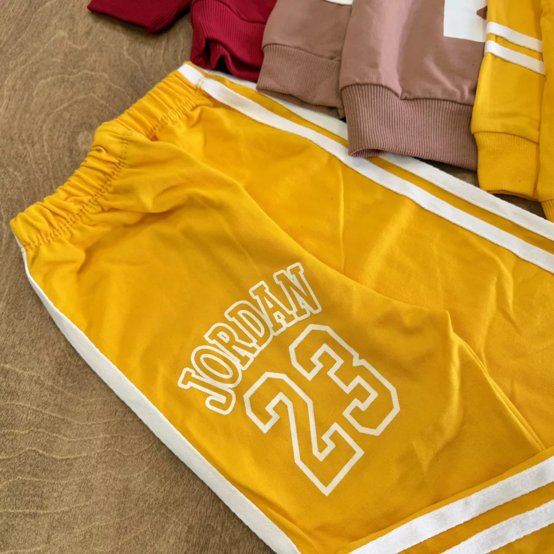 بلوز شلوار جردن 23 سایز 40 تا 55 کد 5777