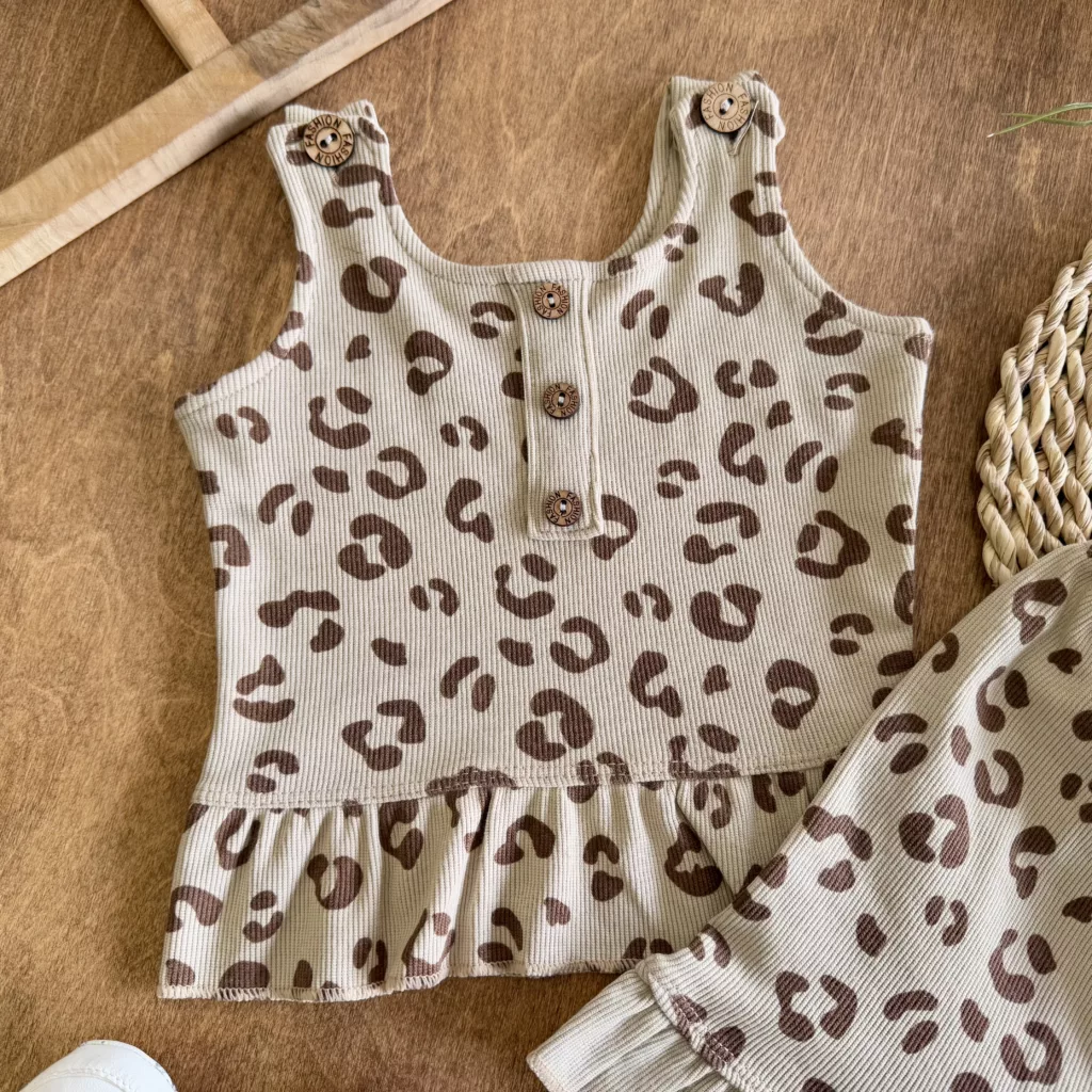 تاپ شلوارک کبریتی پلنگی سایز 1 تا 3 کد 5783