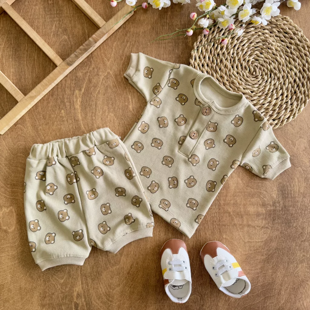 تیشرت شلوارک کبریتی تمام چاپ دکمه دار خرس سایز 1 تا 3 کد 5782