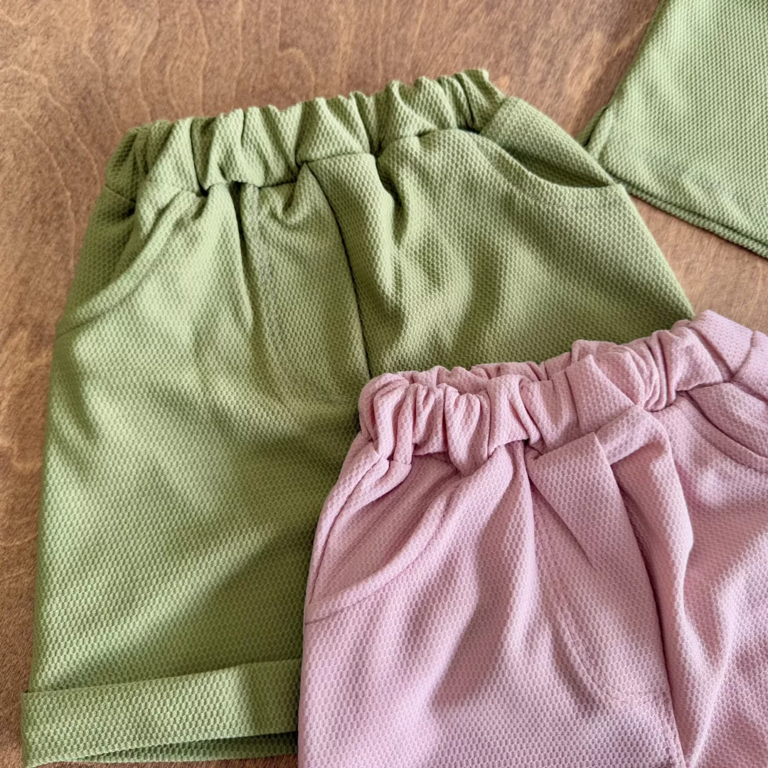 تیشرت شلوارک بیسکویتی دکمه دار perry سایز 1 تا 3 کد 5786