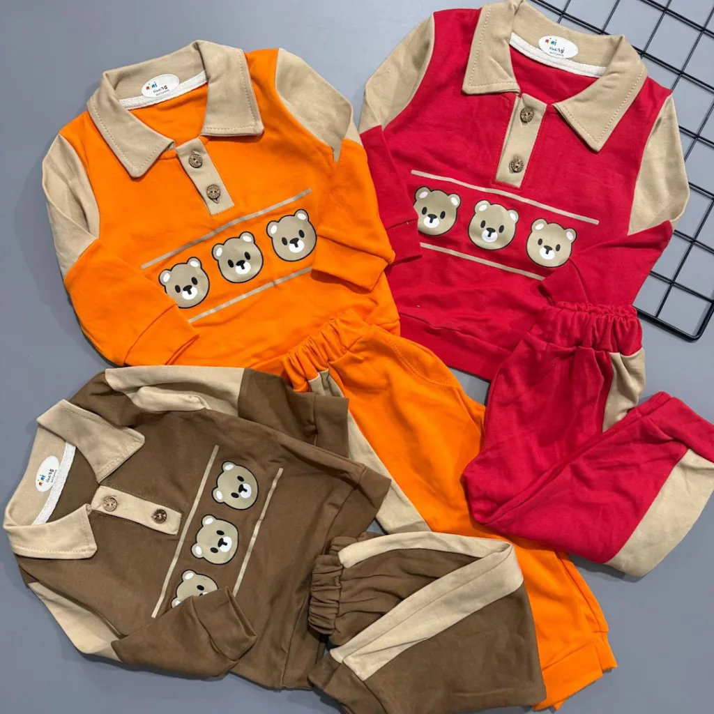 بلوز شلوار یقه دار سه کله خرس سایز 35،40 کد 5749