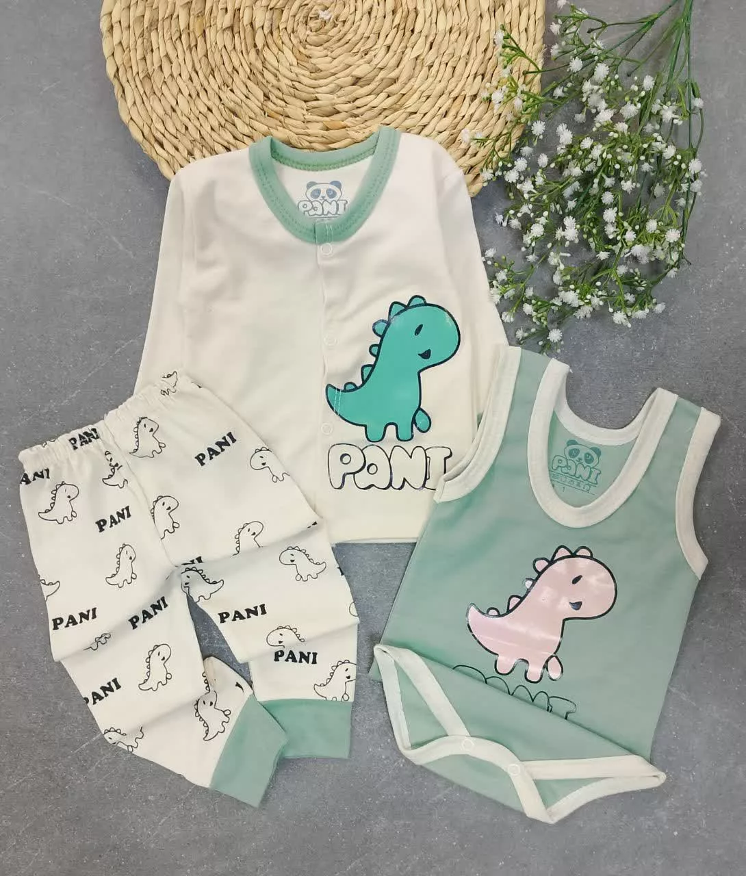 ست 3 تکه دایناسور سبز کرم کد 5894