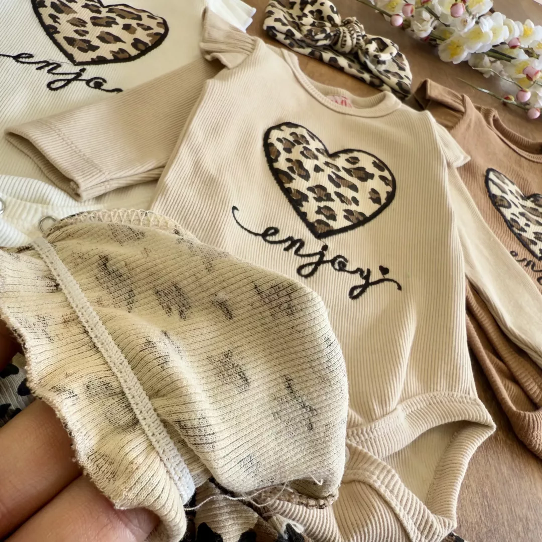 بادی شلوار پلنگی (هددار) قلبی ۴ سایز کد ۵۸۰۵