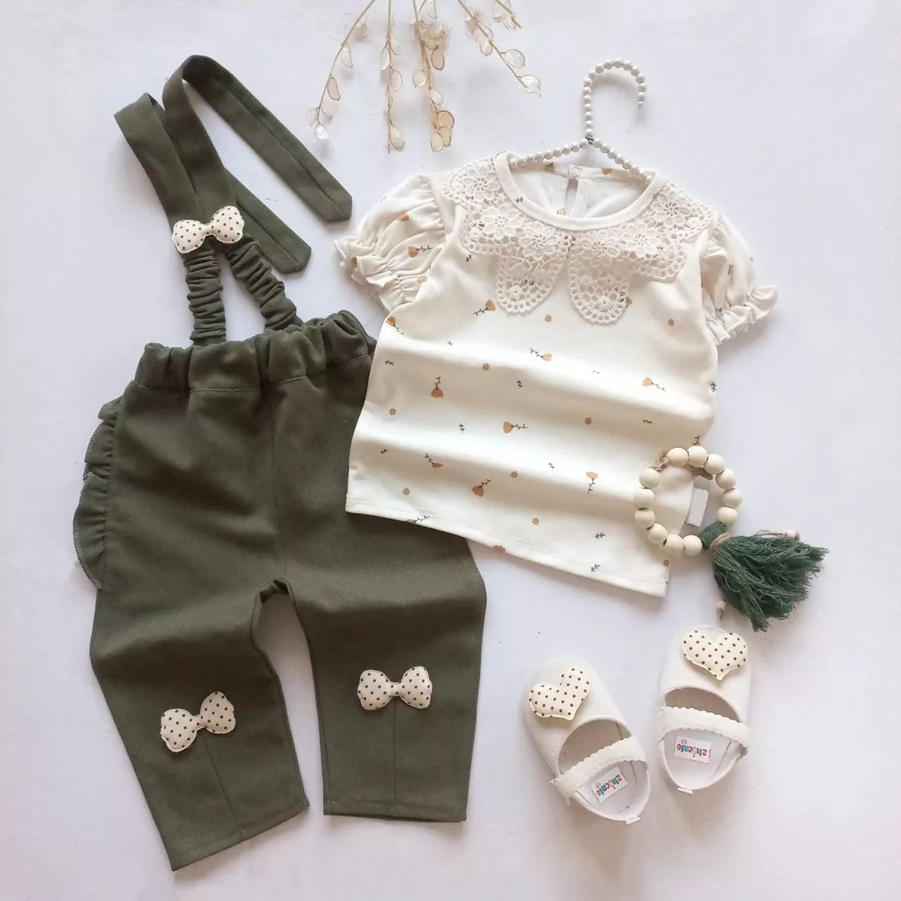 بلوز شلوار کتان ساسبندی دخترانه سبز کد ۵۸۵۸