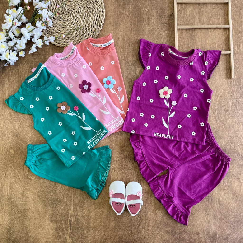 تاپ شلوارک دو گل برجسته (NS) سایز 35 تا 45 کد 6038