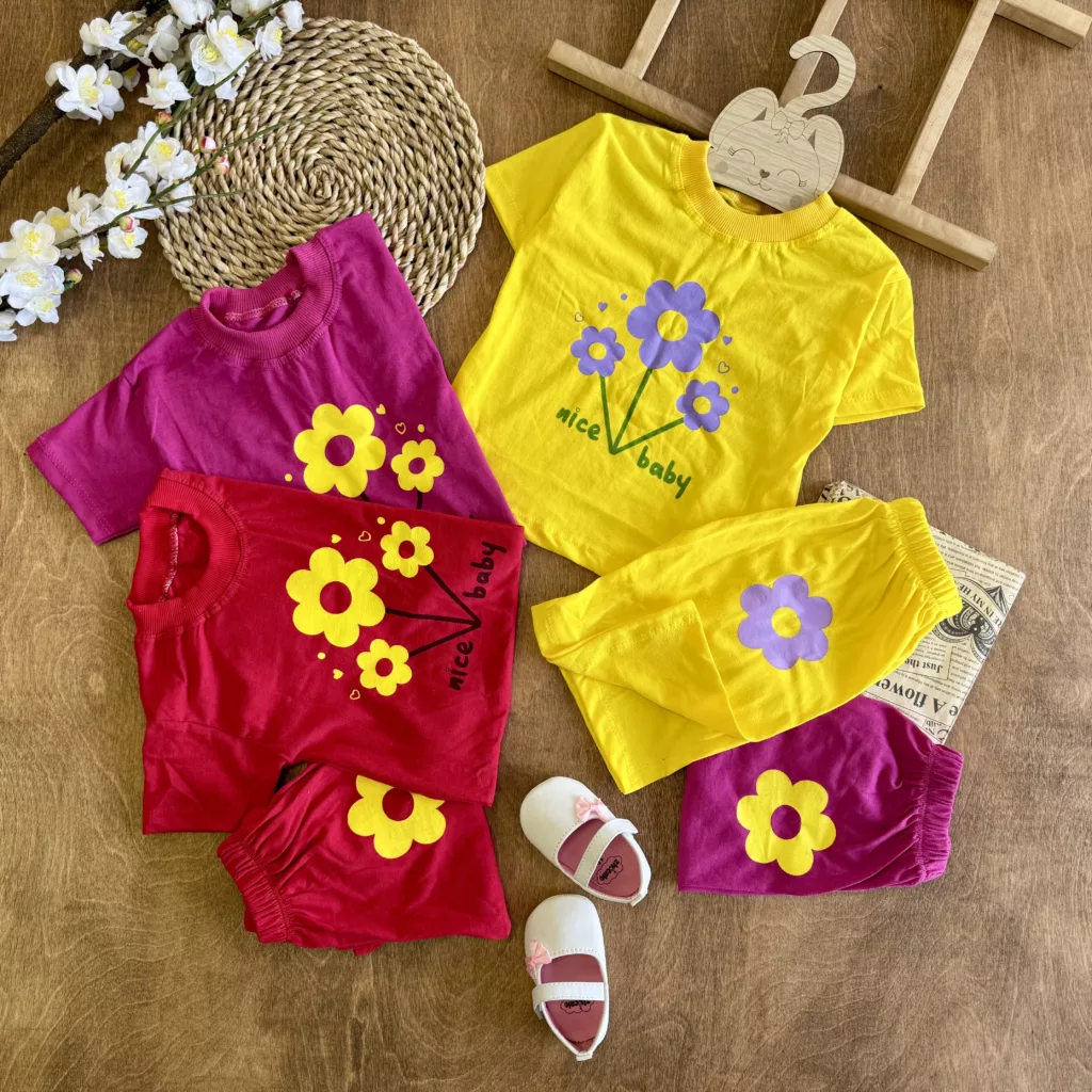 تیشرت شلوارک حراجی سه گل SH سایز 35،40 کد 6336