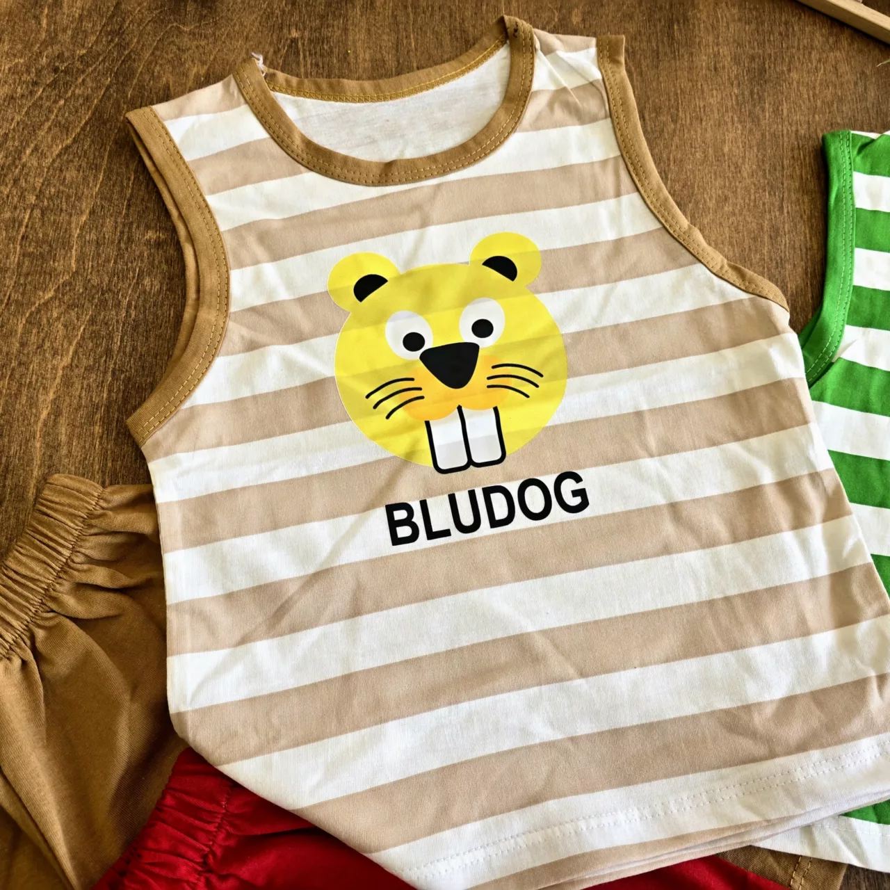 تاپ شلوارک راه راه سگ آبی bludog سایز 35 تا 45 کد 6545