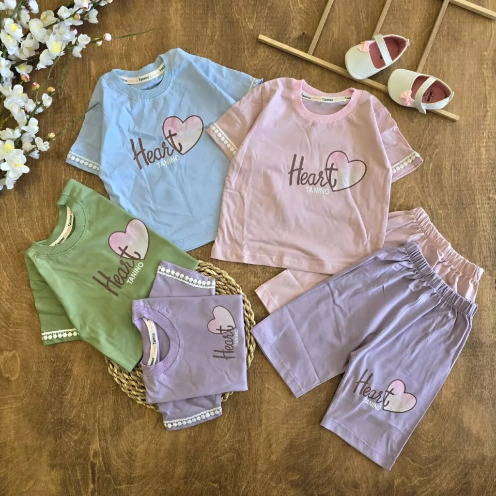تیشرت شلوارک قلب Heart سایز 35 تا 45 کد 6552