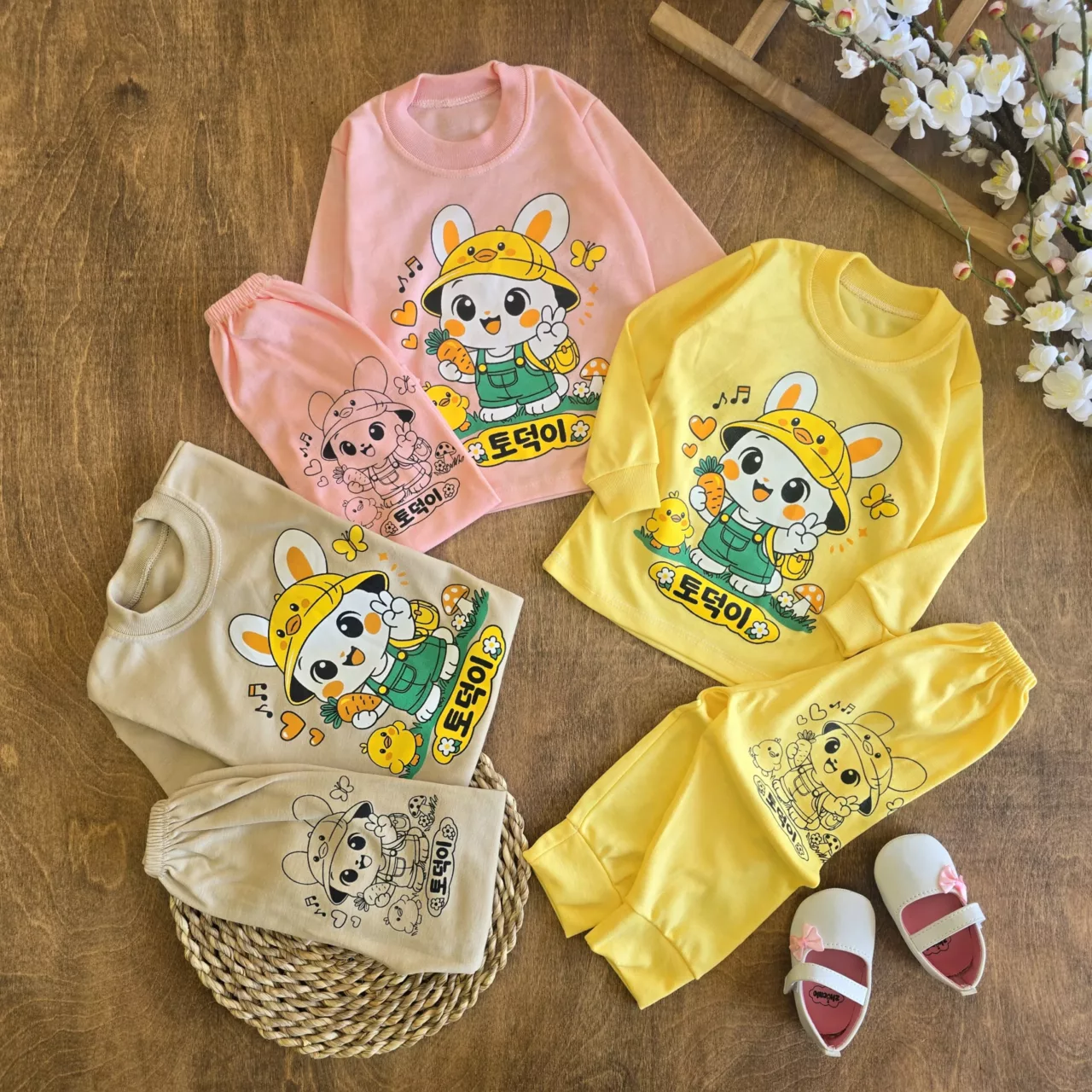 بلوز شلوار خرگوش و جوجه خندان سایز 4 تا 6 کد 6604