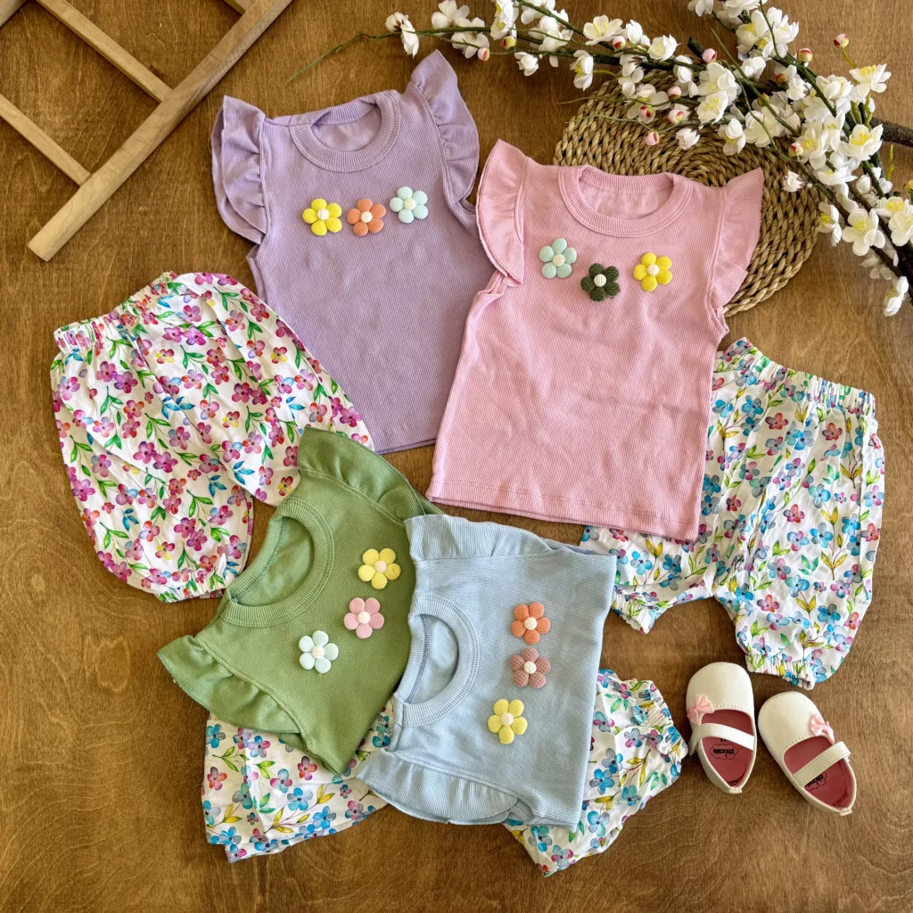 تاپ شلوارک گل گلی 3 گل برجسته سایز 35 تا 45 کد 6640