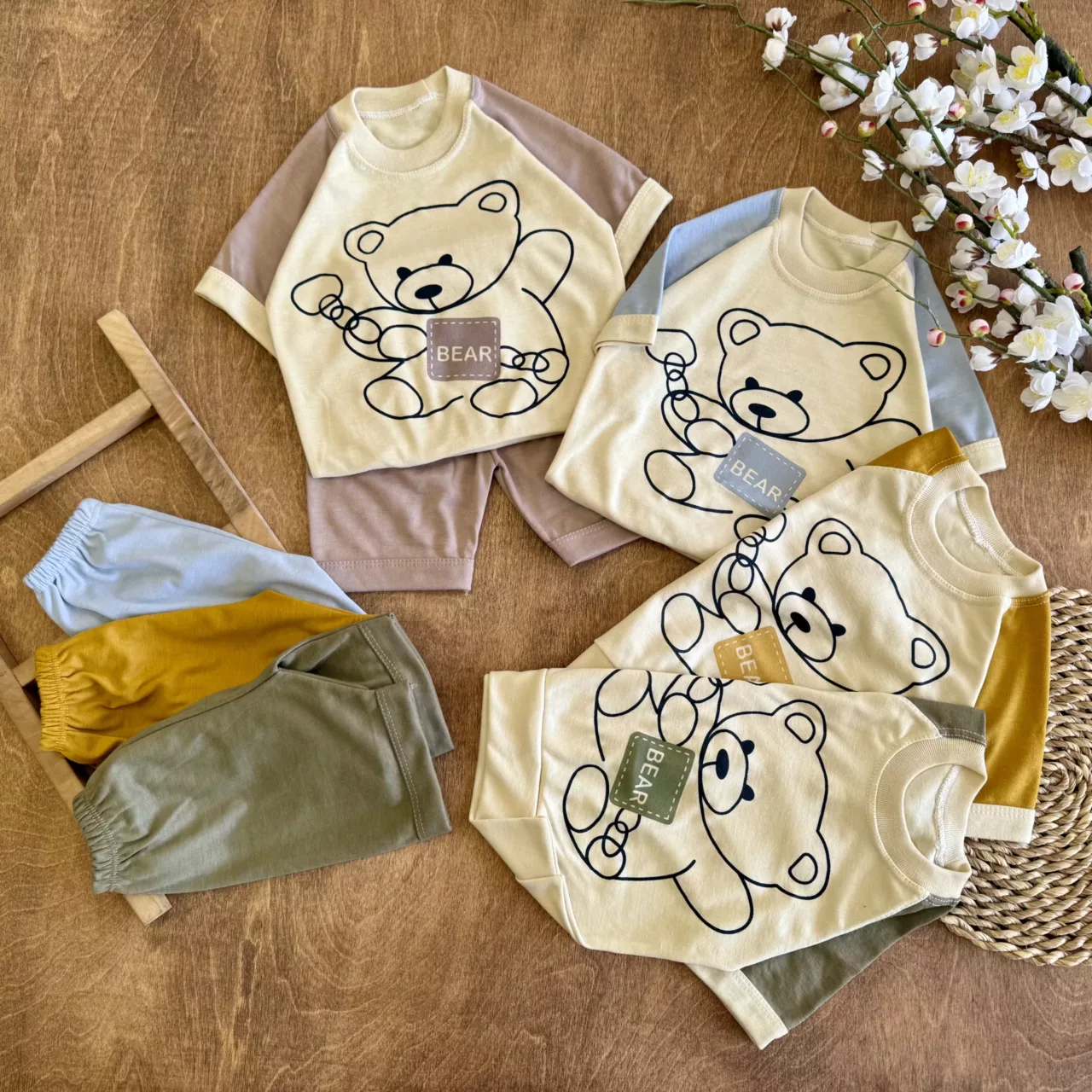 تیشرت شلوارک خرس نشسته Bear سایز 35،40 کد 6690
