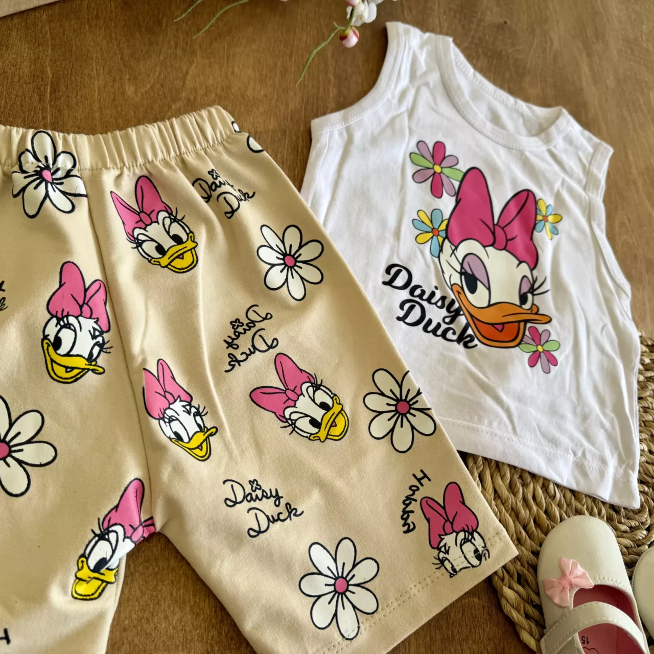تاپ شلوارک اردک پاپیونی Daisy Duck سایز 35،40 کد 6686