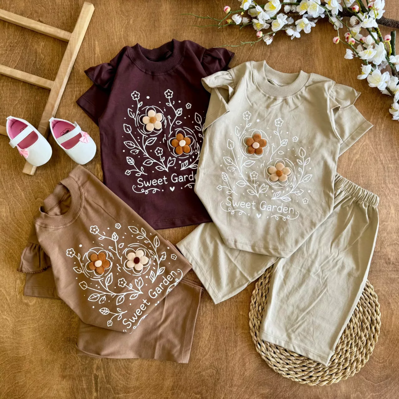 تیشرت شلوارک دو گل برجسته sweet garden کد 6585