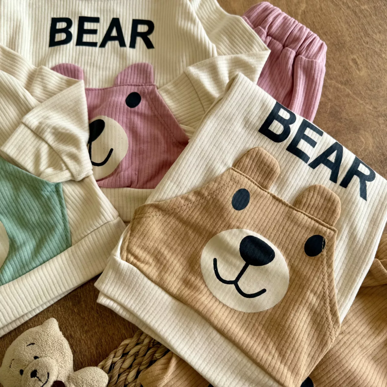 بلوز شلوار کبریتی خرس جیب گوش دار BEAR سایز 35،40 کد 6830