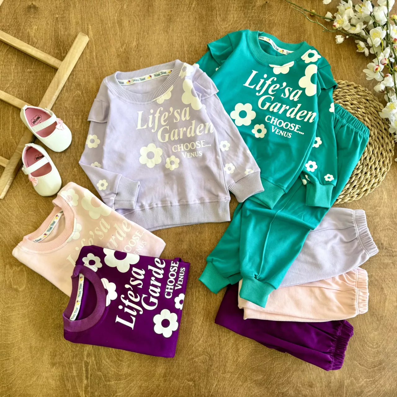 بلوز شلوار چین دار گل Life Garden سایز 35 تا 45 کد 6854