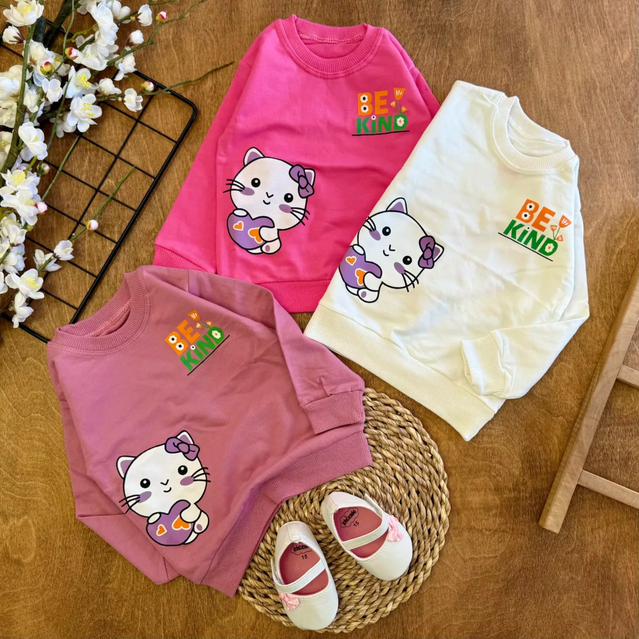 بلوز تک گربه قلب be kind سایز 35 تا 45 کد 6897