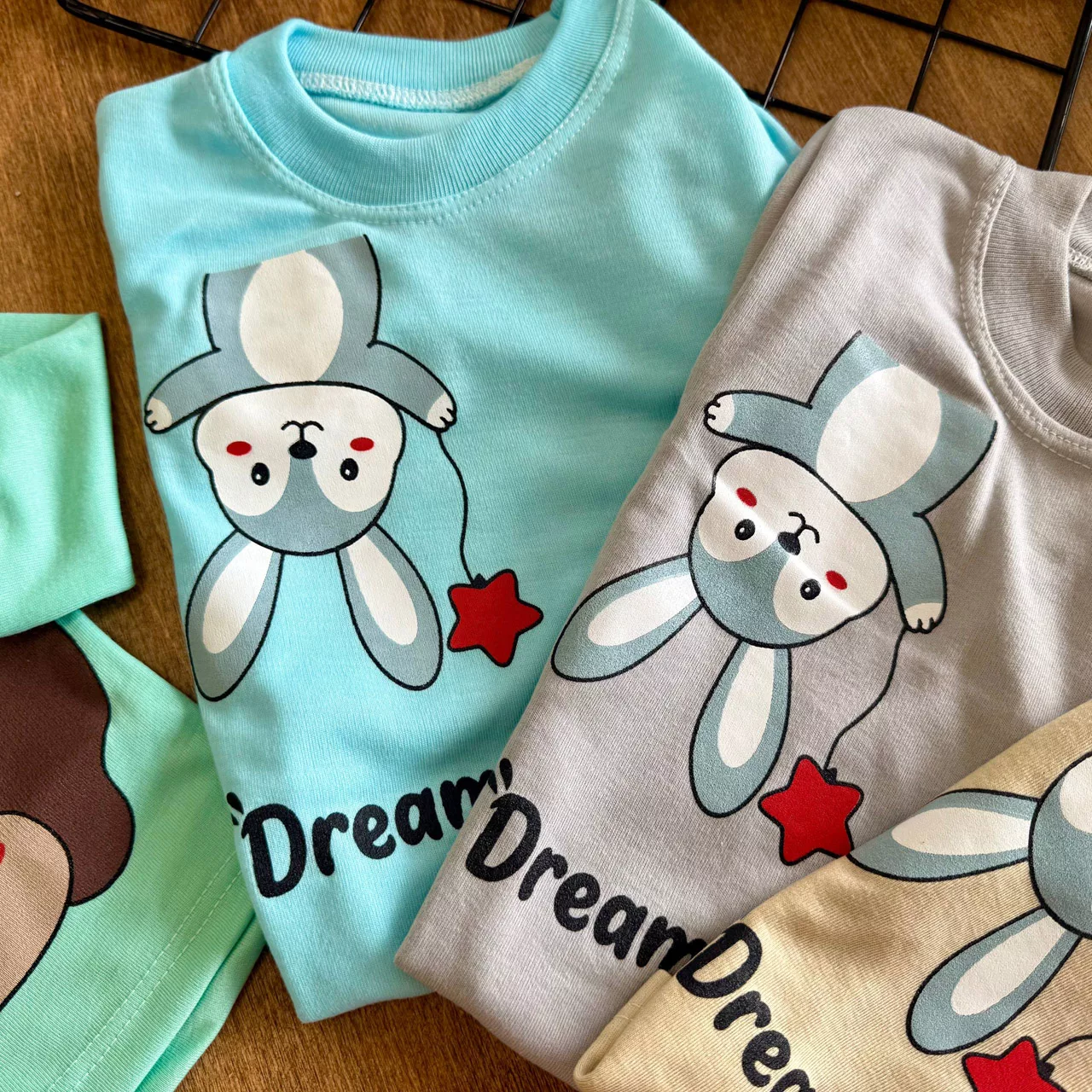 بلوز شلوار خرگوش و سنجاب Dream سایز 4 تا 6 کد 7086